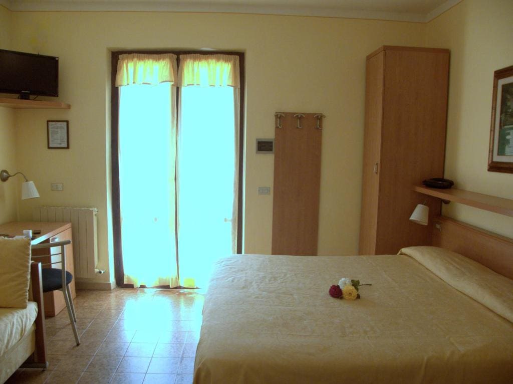 Hotel Il Caminetto - View 2