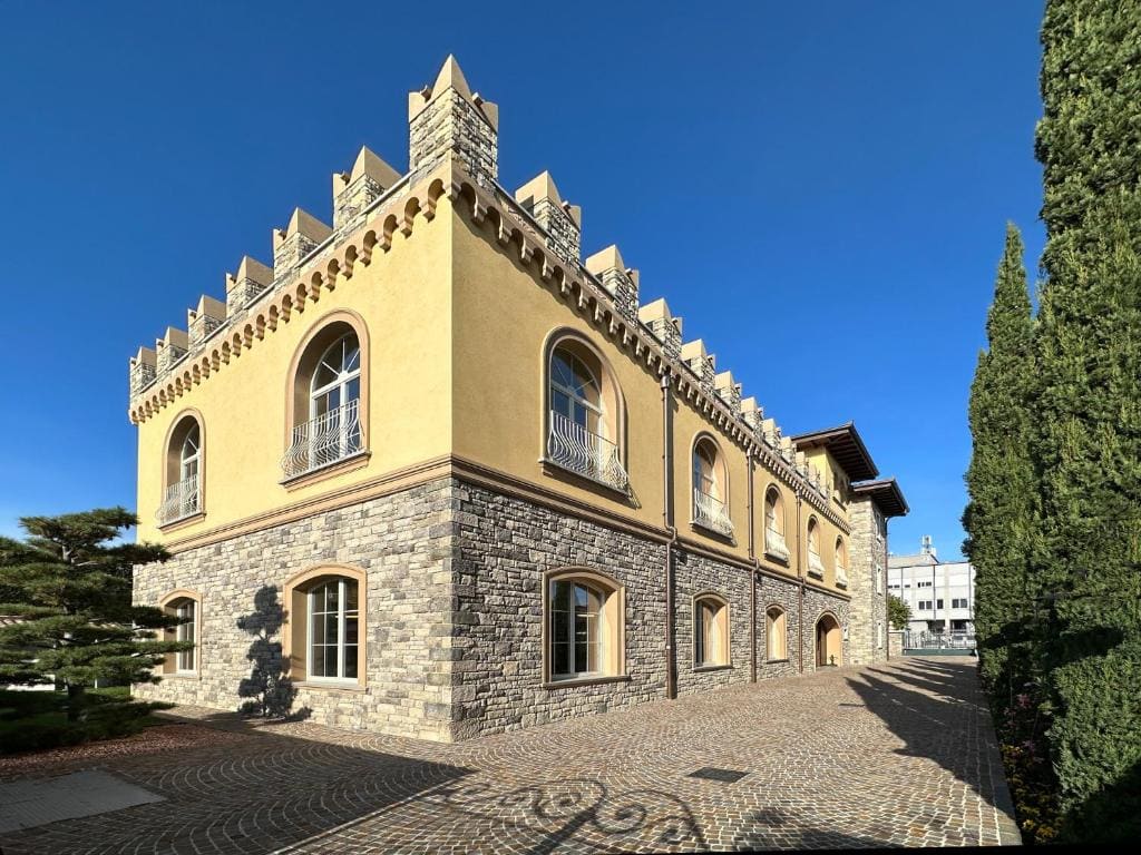 Accomodation Hotel Castello Il Codirosso - Main view