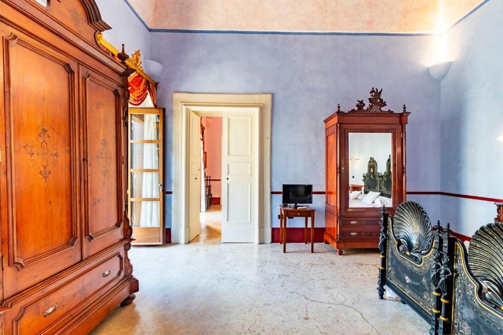 Palazzo Insula - View 6
