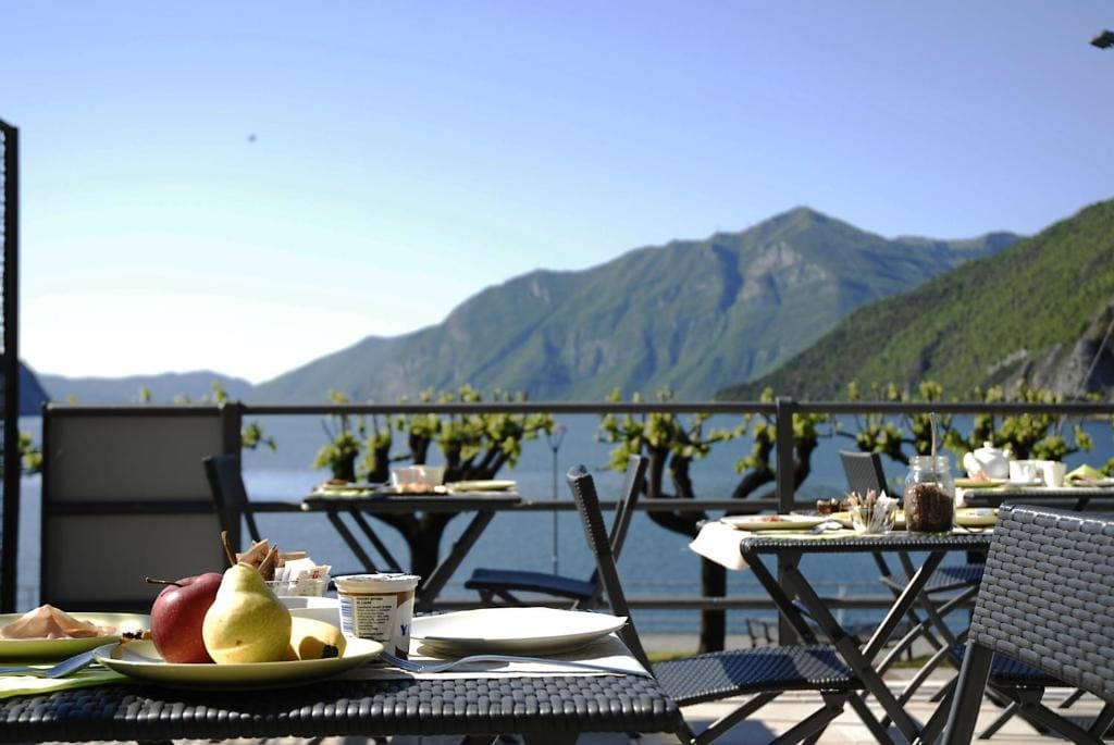 Iseo Lake - Rooms & Apartments - View 2