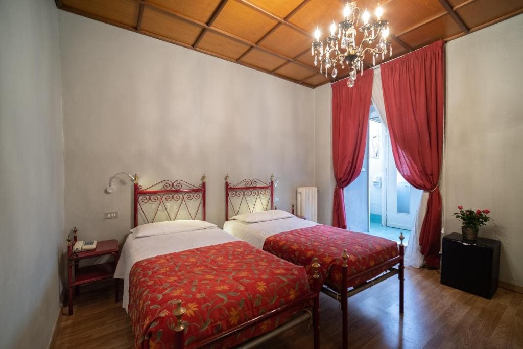 Hotel Italia - View 7