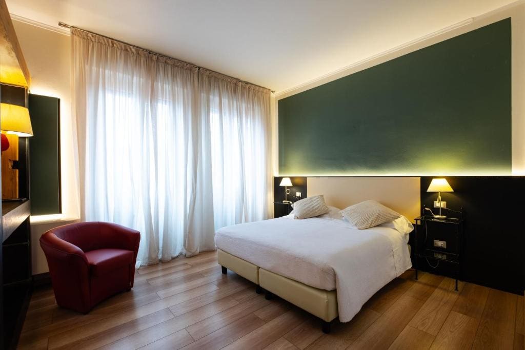 Hotel Italia - View 2