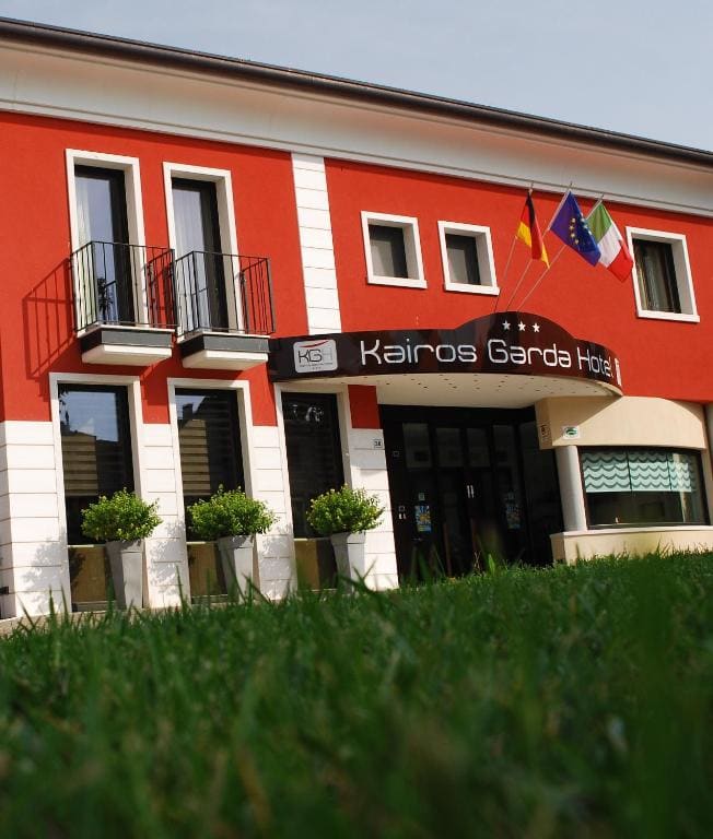Kairos Garda Hotel - Main view