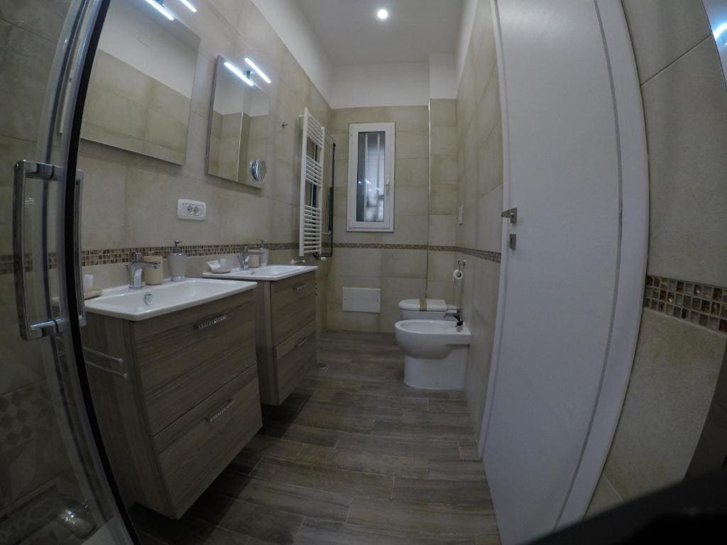 Karina's Rooms - View 4