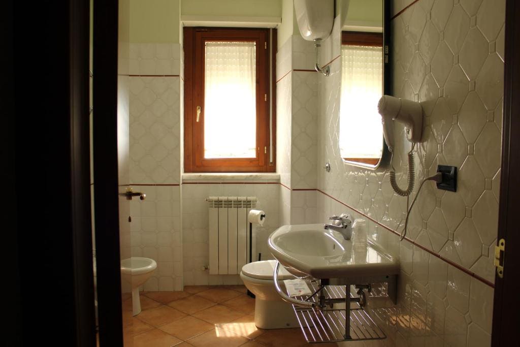 Hotel L'AQUILA 99 - व्यू 7