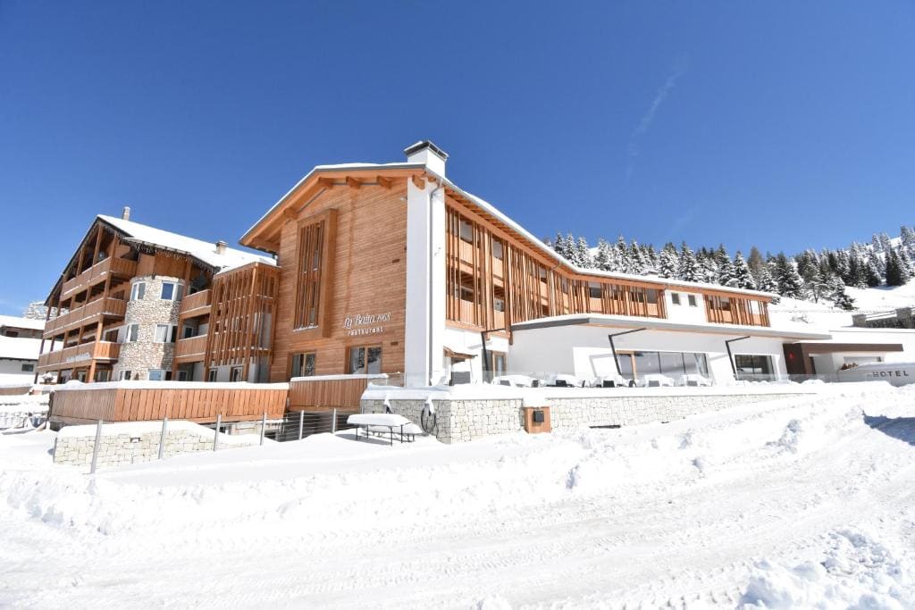 La Baita family hotel Alpe Cimbra - Main view