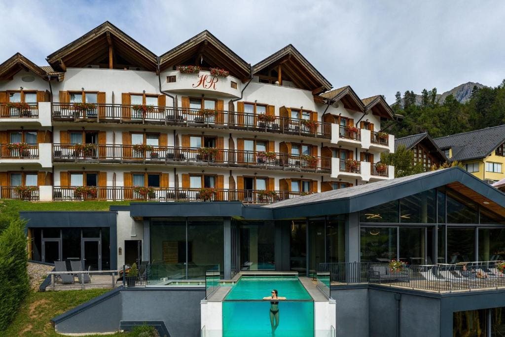 La Roccia Wellness Hotel - Main view