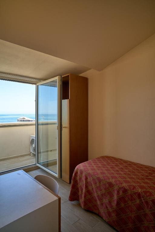 Hotel La Vela - View 6