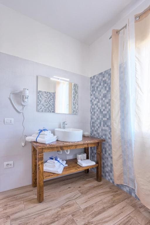 LANTERNA DEL DELTA Guest House - View 3