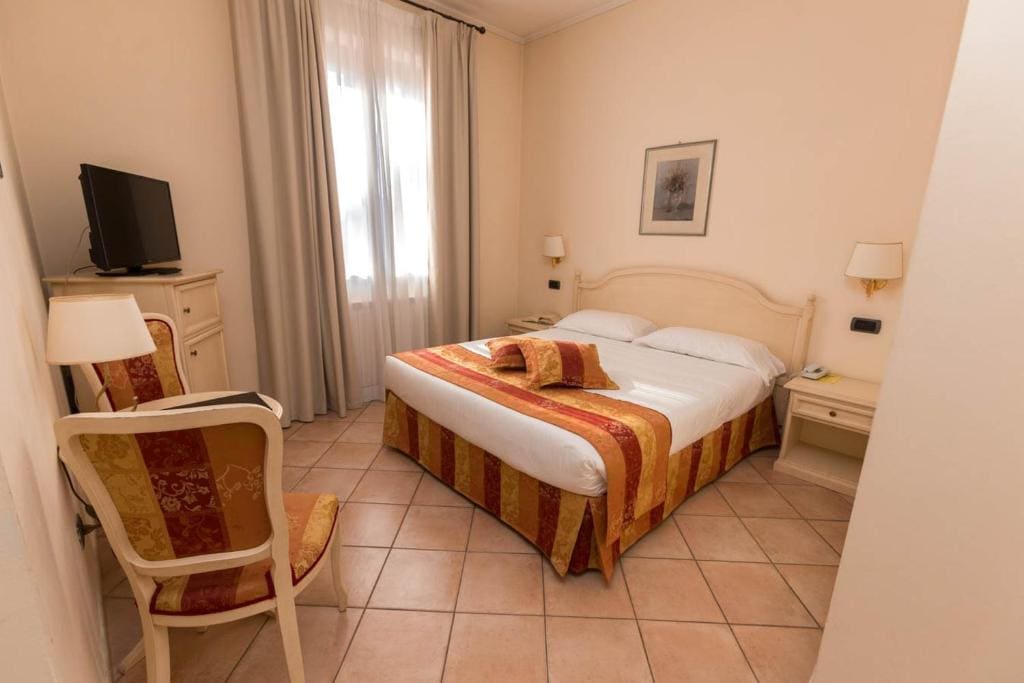 Hotel Le Mura - View 2