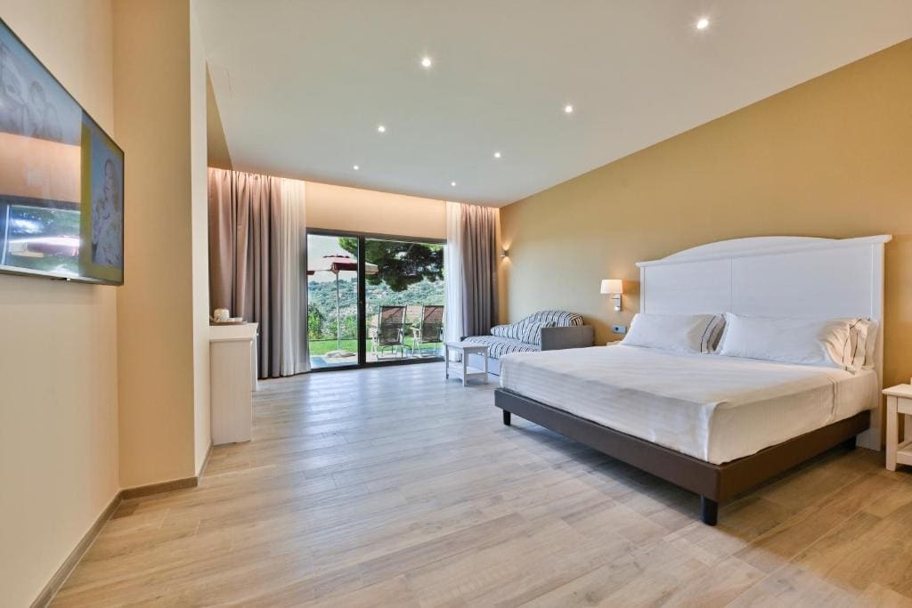 Hotel Liliana Diano Marina - View 2