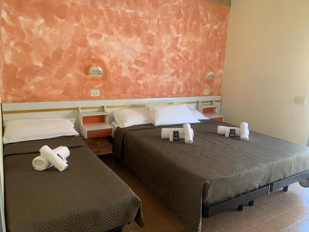 Hotel Majestic - View 2