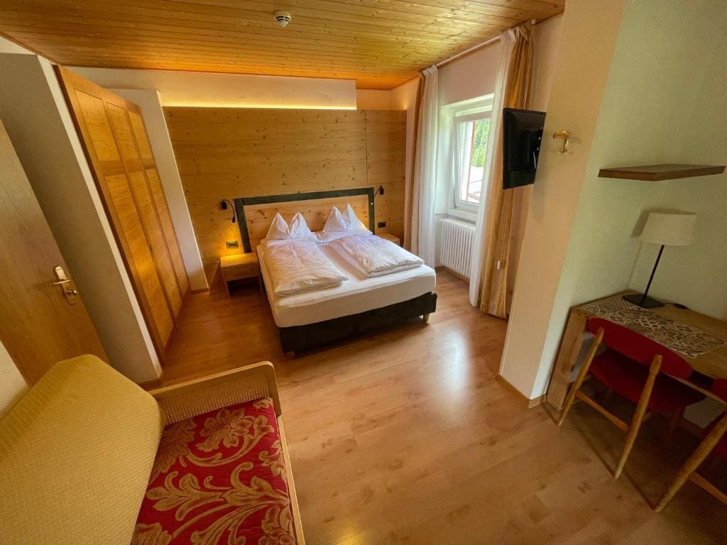 Hotel Meisules - View 3