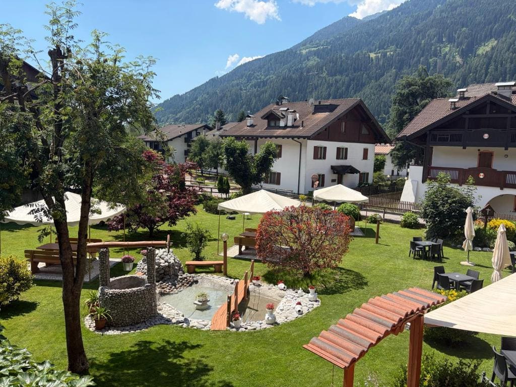 Hotel Miramonti - View 2