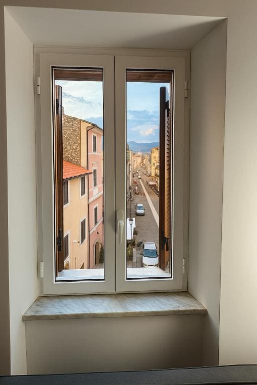 Sole Suite & Boutique Rooms - View 2