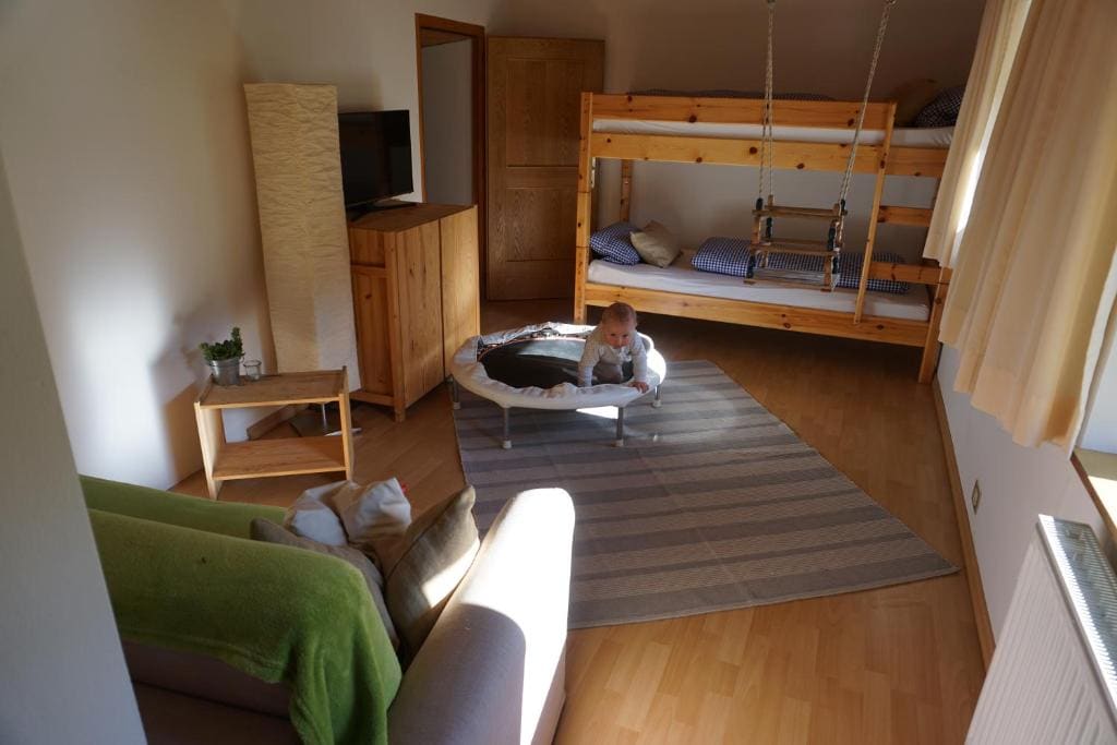 BUEHLERHOF Urlaub mit Kind & Hund, Obst-& Weingut, Brixen - View 3