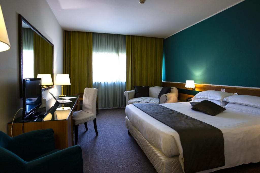 BV Hotel Oly - View 2