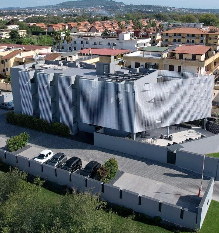 Oro Private Hotel - Main view