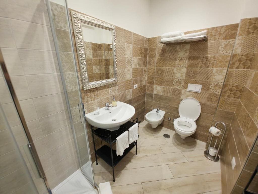Palazzo Spasiano rooms - SORRENTO CENTER - عرض 5