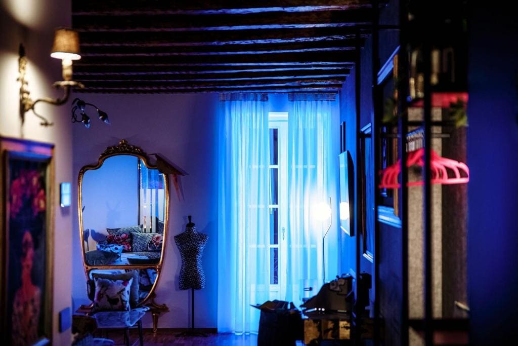 Vitrum - Como Luxury Suites - Main view