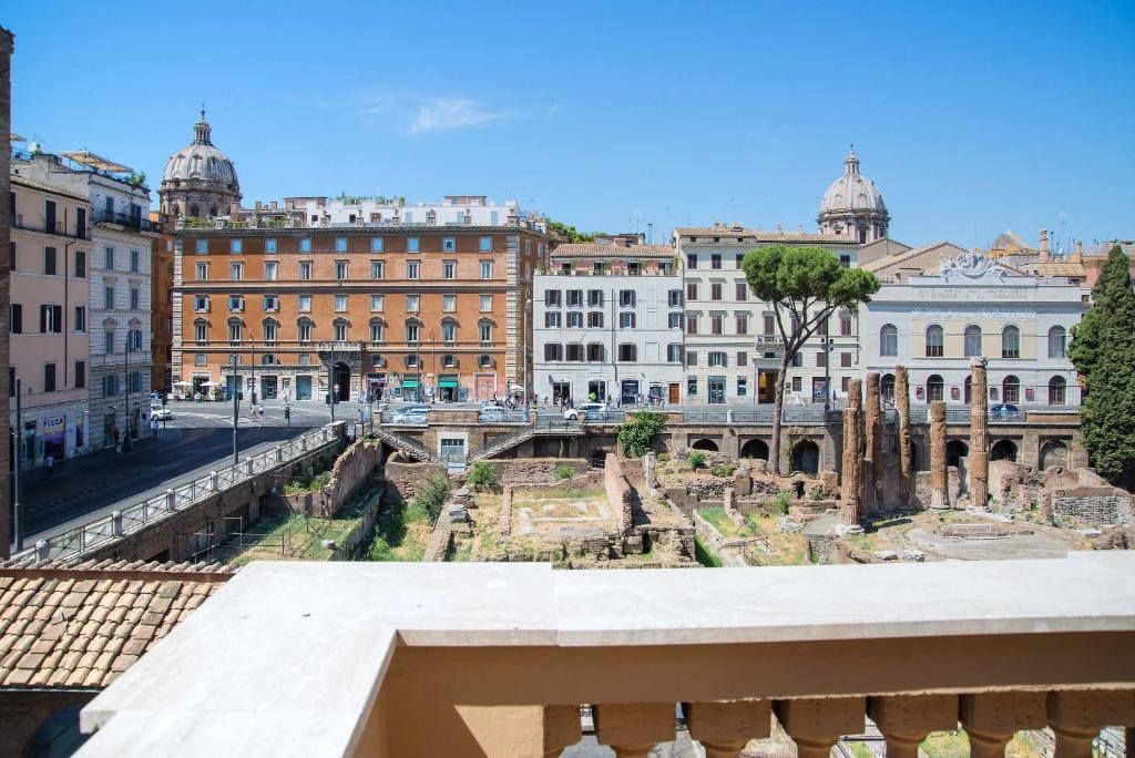 Pantheon Caesar Relais - View 2
