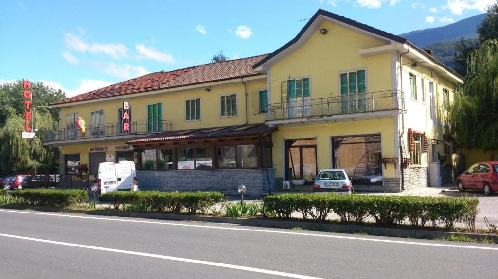 Hotel Paradise - Main view