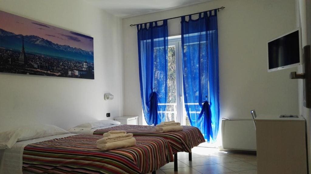 Hotel Paradise - View 2