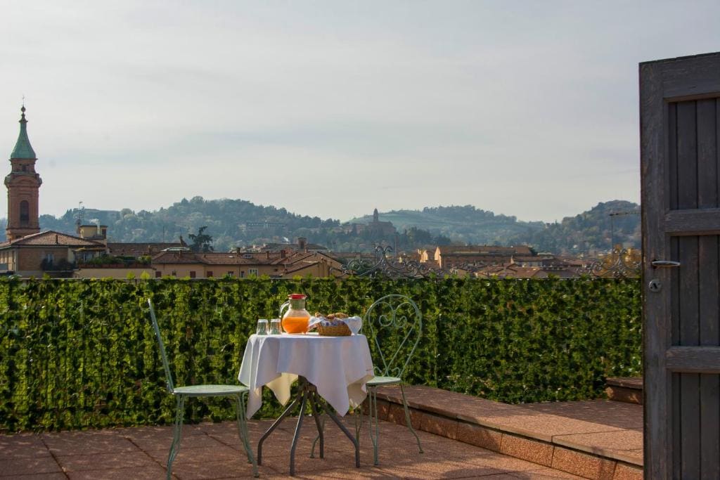 Hotel Pedrini - Main view