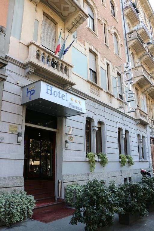 Hotel Piacenza - Main view