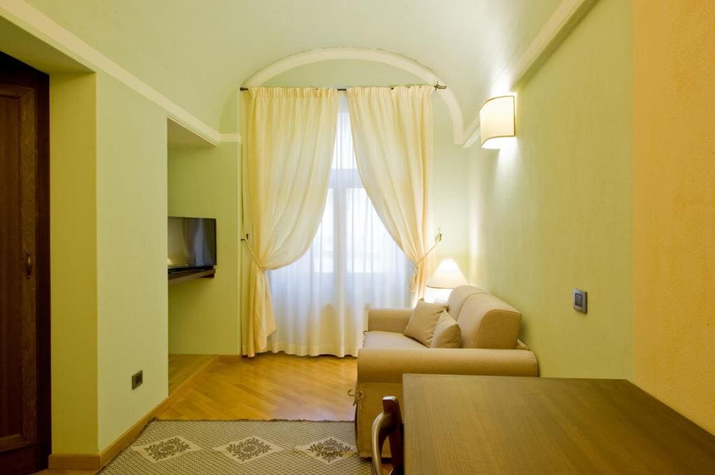 Piazza Azuni 18 Guest House - العرض الرئيسي