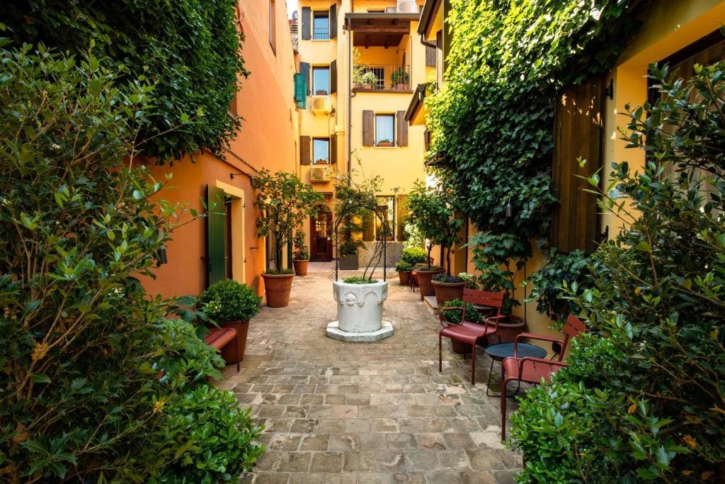 Hotel Porta San Mamolo - Main view