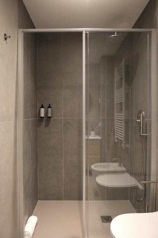 Prestige Suite Room - 30 Seconds Walk to Bernina Express - 图片 7