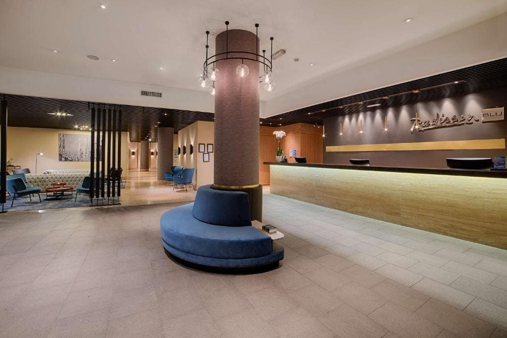 Radisson Blu Hotel Milan - View 6