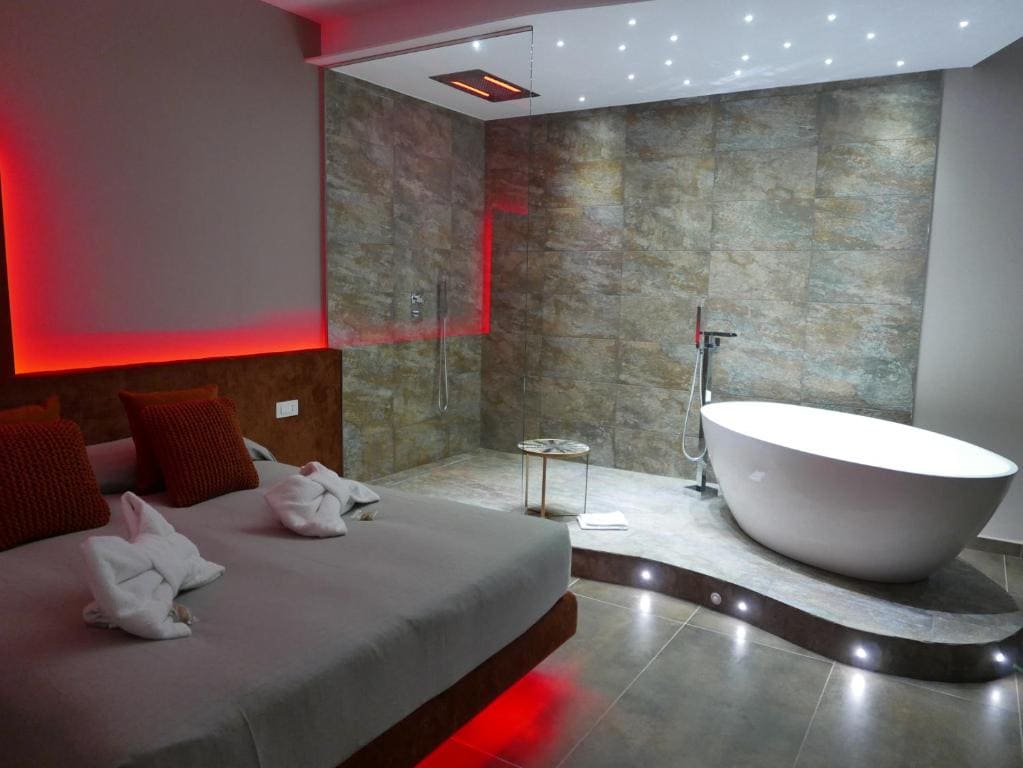 Re Lazzarone Suite - View 4