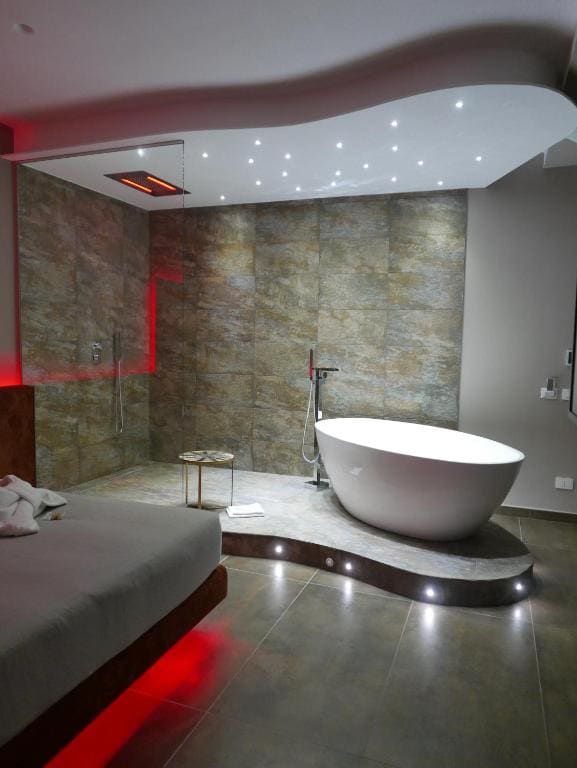 Re Lazzarone Suite - View 6