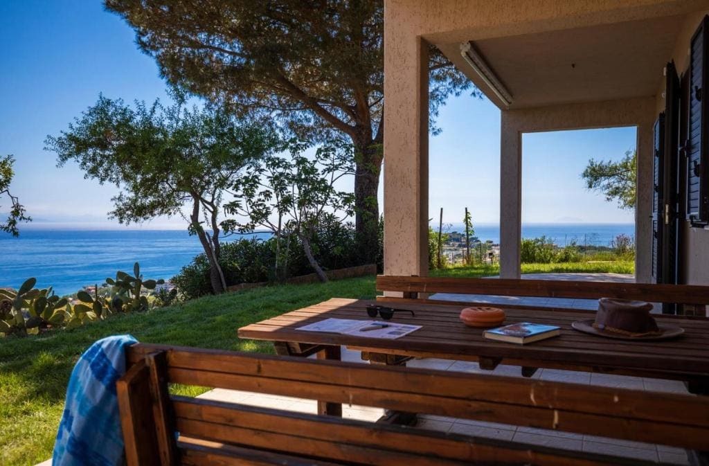 LUZIA AGRIRESORT Capo Vaticano - View 2