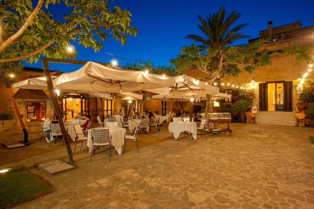 Hotel Baglio Oneto San Lorenzo Wine Resort - View 6