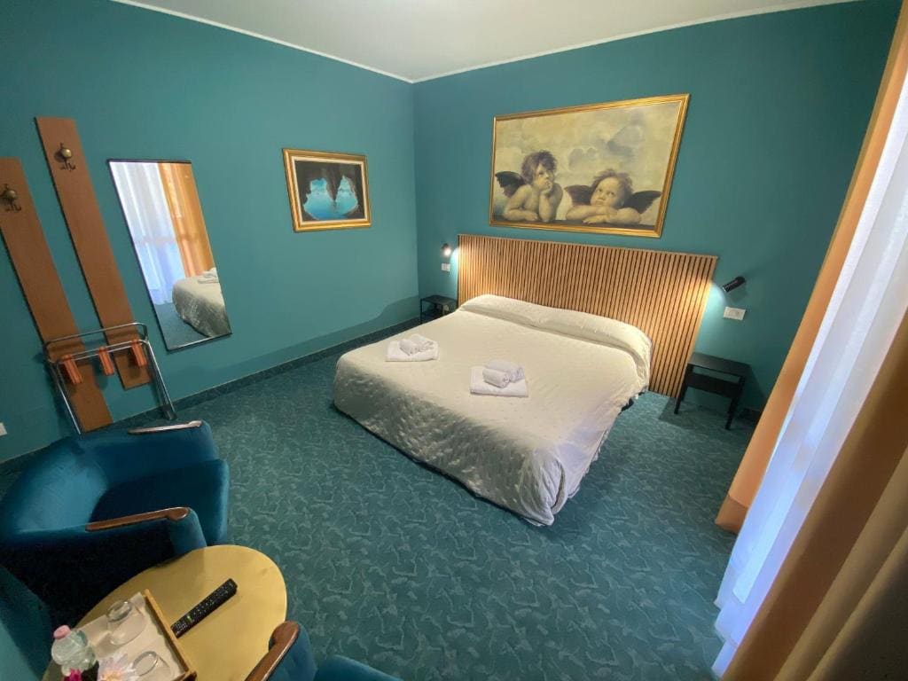 Hotel Rey's - View 2