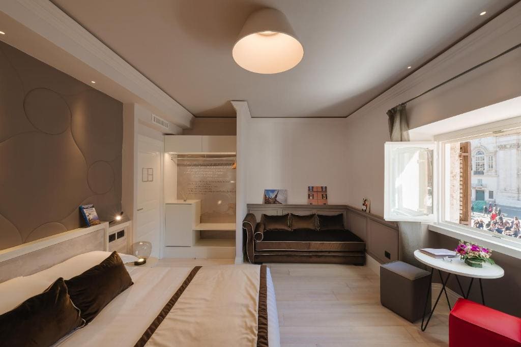 Rhea Silvia Luxury Navona - View 7