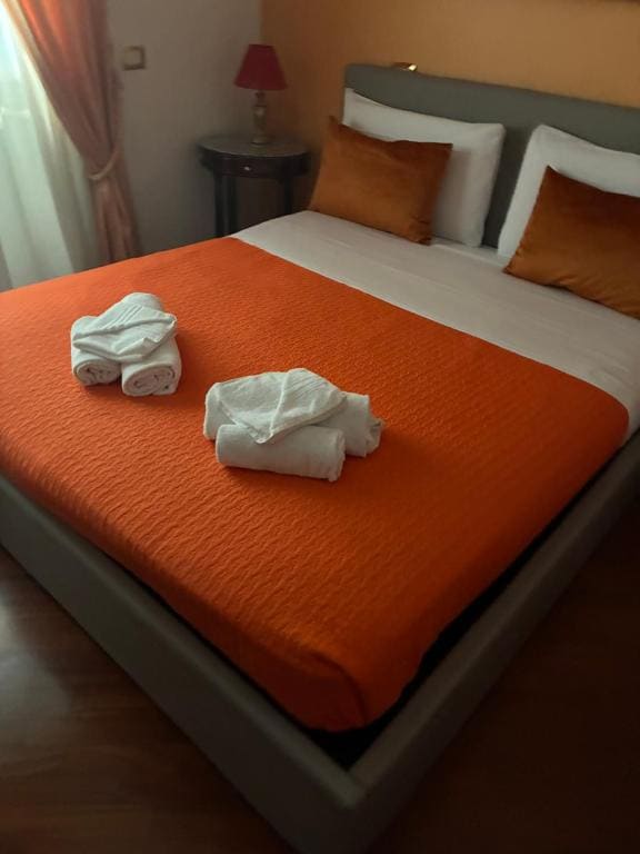 B&B Rifugio di Roma upon Metro B pvt bathroom pvt balcon - عرض 7
