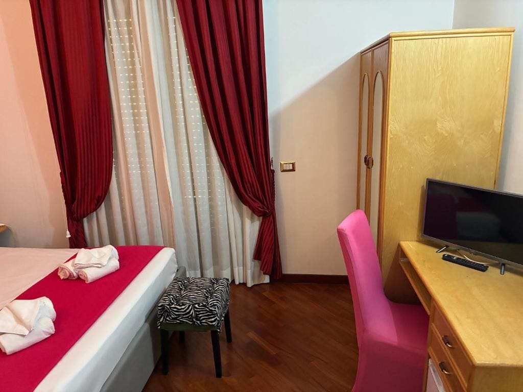 B&B Rifugio di Roma upon Metro B pvt bathroom pvt balcon - عرض 2