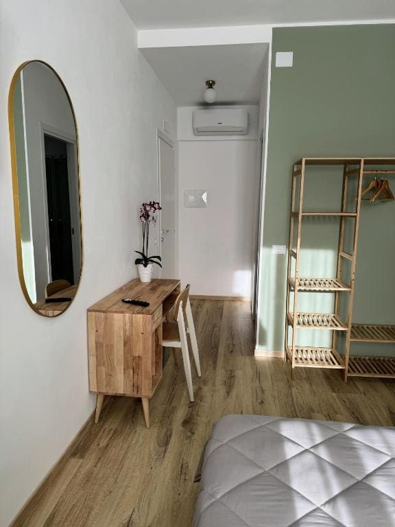 Riviera Smart Rooms - View 4