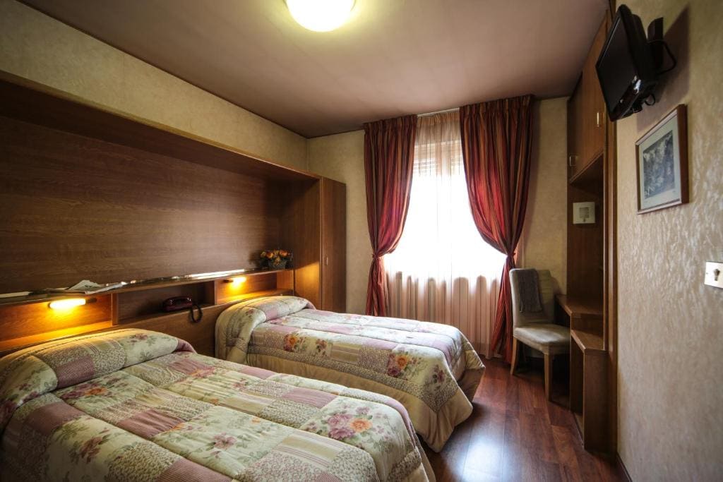 Hotel Roma - View 3