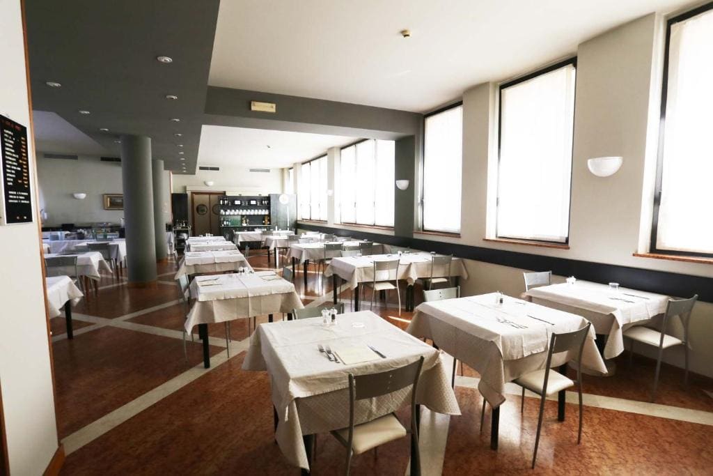 Hotel Roma - View 6
