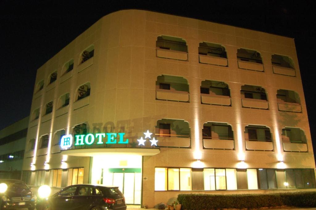 Hotel Romanisio - Main view
