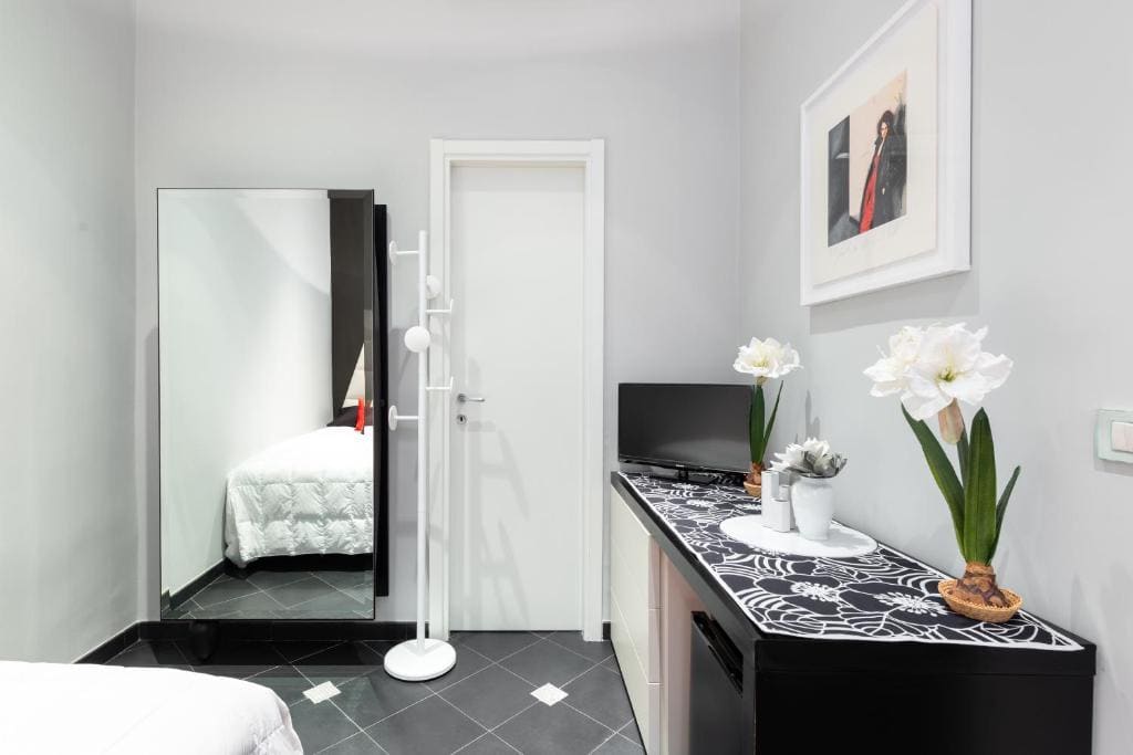 Rome in your heart - Spagna Single Room - View 7