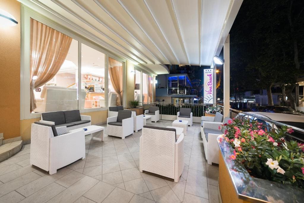 Viva Beach Hotel - 20m from the Beach & Large Breakfast - Vista 5