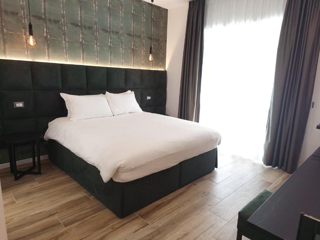 Romi Suite - View 2