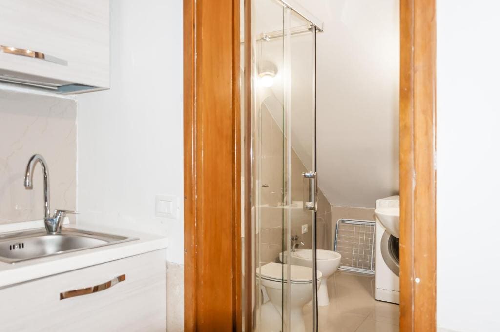 room with private bathroom Stella 1 - View 2