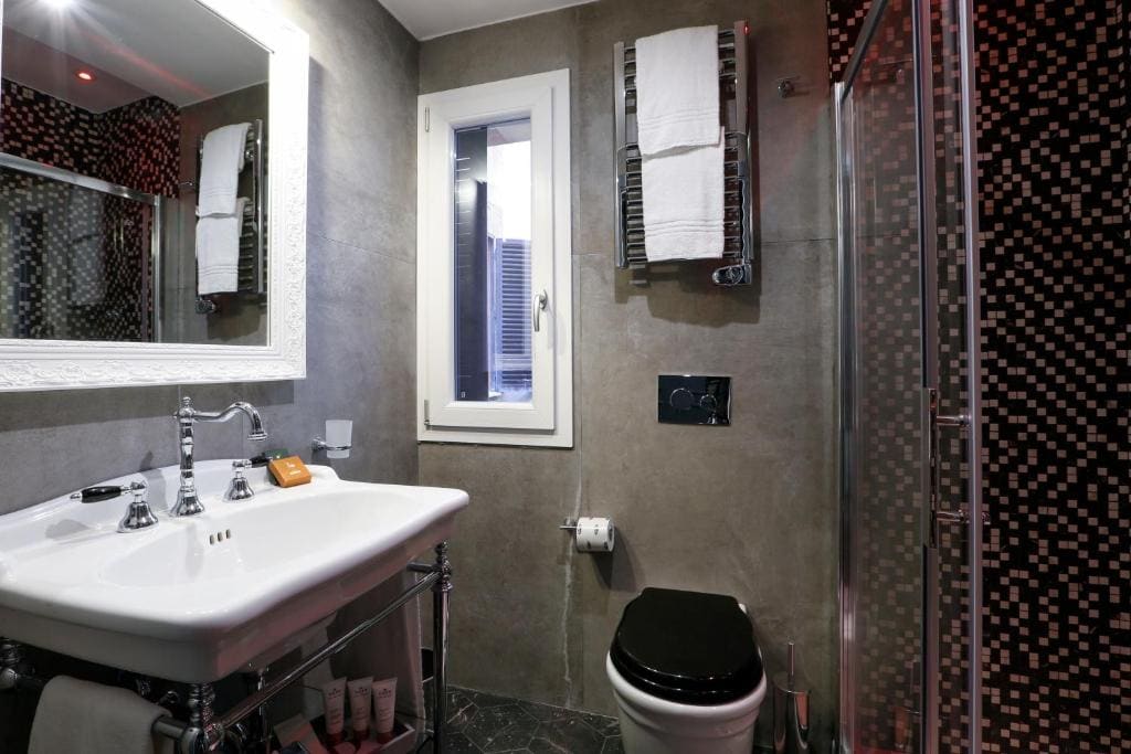 Saint B Boutique Hotel STB - View 5